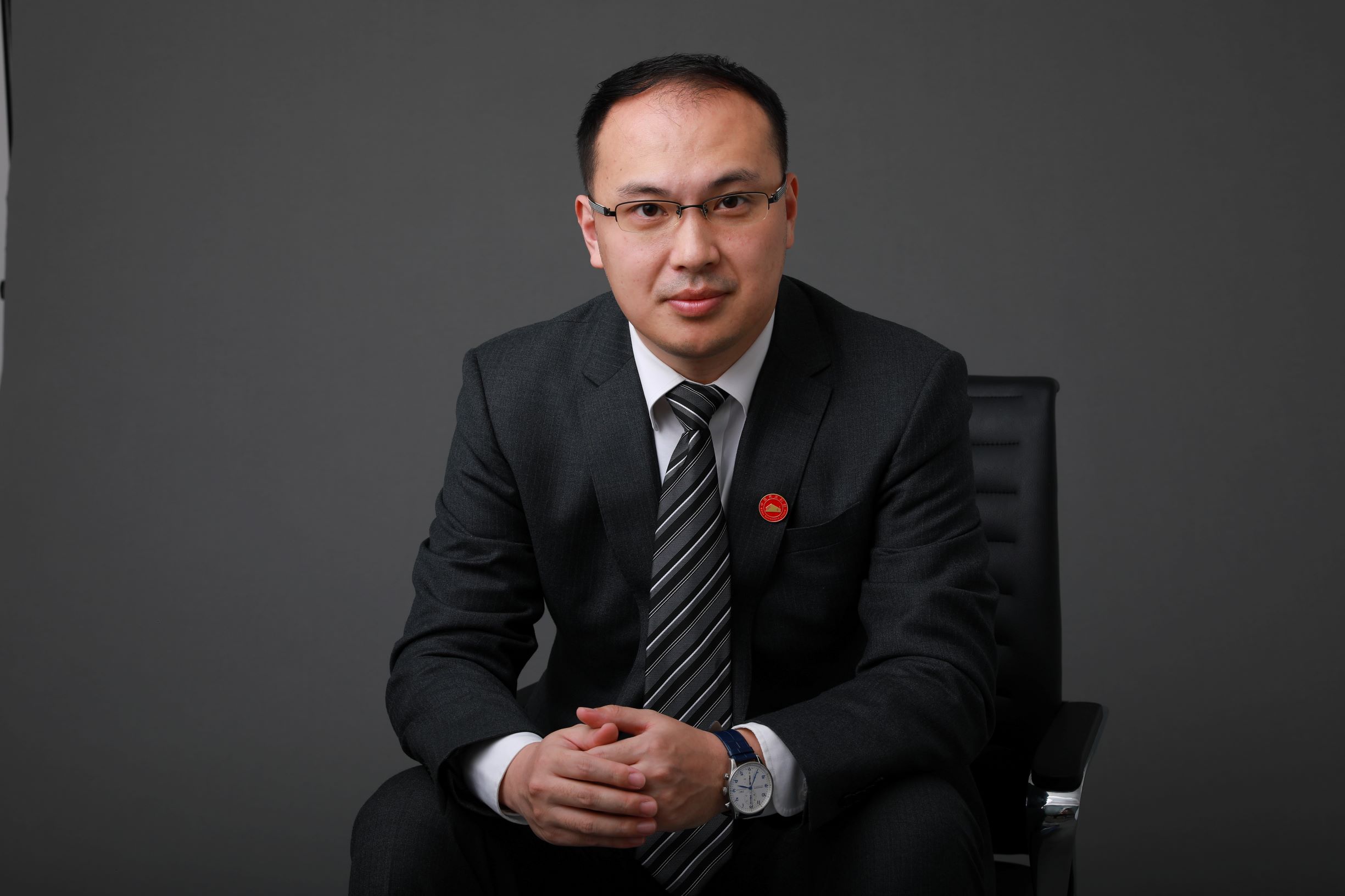 焦梁律师
